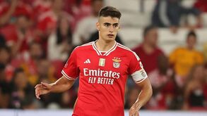 Man. United segue António Silva