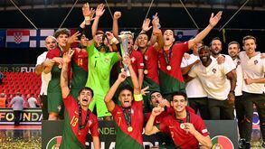 Sub-19 são reis da Europa pela primeira vez 