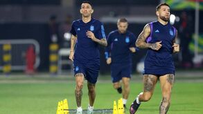 Otamendi e Di María 'entubados': Argentina com cuidados redobrados na Bolívia