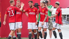 Manchester United assina contrato com novo patrocinador... e recorde mundial