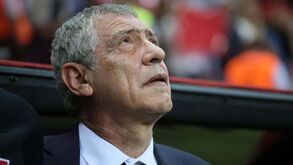 Oficial: Fernando Santos já não é o selecionador da Polónia