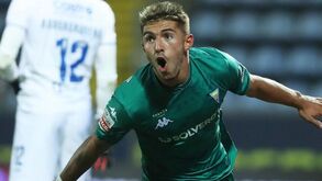 João Marques em destaque no Estoril e a somar nos Sub-21: «Até ele está surpreendido com o que tem feito»