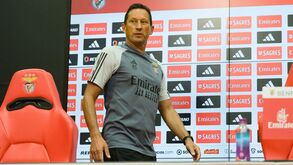 Schmidt coloca 'pontos nos is' sobre seleção alemã: «A minha ambição é estar até 2026 no Benfica»