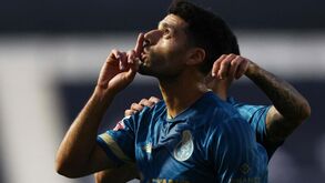 FC Porto defende Taremi e volta a deixar recado: «Imune aos zurros dos racistas...»