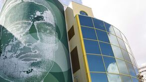 Daniel Eime assina o retrato de José Alvalade no estádio do Sporting: «Está a ser o meu maior desafio»