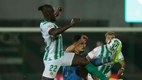 Boateng vai parar um mês