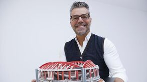 Calado já tem o Puzzle 3D do Estádio da Luz: «Iniciativa espetacular e com um significado especial»