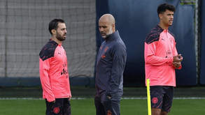 Guardiola quer Man. City focado no arranque da Champions: «Não é a direção que marca os golos...»