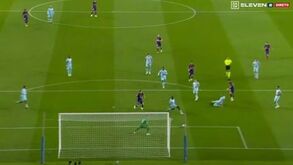 João Félix de pé quente: avançado abriu assim o marcador no Barcelona-Antuérpia