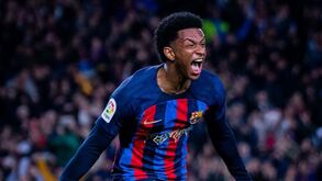 Balde renova com o Barcelona até 2028 