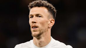 Perisic sofre lesão grave e deve desfalcar Tottenham até final da época