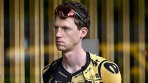 Problemas cardíacos põem fim à carreira de Nathan van Hooydonck