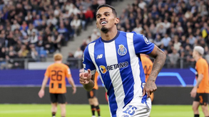 Champions bloqueou saída de Galeno do FC Porto
