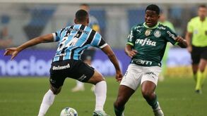 Palmeiras perde na visita ao Grémio e Abel Ferreira sai antes do final do jogo muito irritado