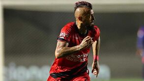 Vidal elege o pior jogo de sempre da Champions mas elogia clube português: «Foi ótimo»