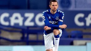Gylfi Sigurdsson ‘desapareceu’... e voltou à ação no Lyngby