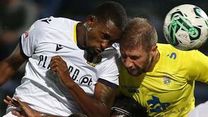 A crónica do Famalicão-Arouca, 1-0: houve cabeça num jogo louco 