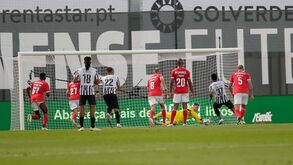 A crónica do Portimonense-Benfica, 1-3: belo passeio ao sol ainda deu em susto 