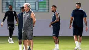 Jorge Jesus explica ausência de Neymar e garante: «Temos uma relação forte»