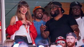 Taylor Swift grita por Travis Kelce