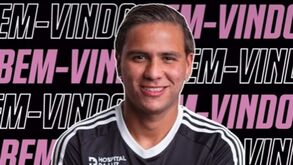 Oficial: Telasco Segovia é reforço do Casa Pia 