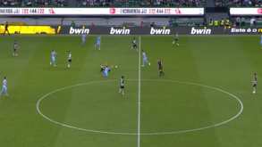 O tira-teimas por Iturralde González: a explicação para os lances na grande área no Dragão e Portimão