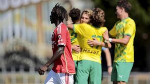 Mafra-Benfica, 3-1: águia impotente no Oeste