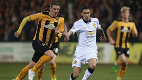 Do jogo com o Man. United às drogas e tentativas de suicídio: a história do avançado Liam Hughes