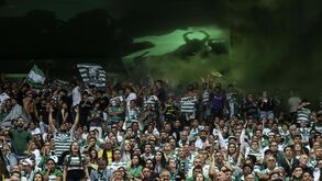 Comportamento do público e pirotecnia valem multa ao Sporting