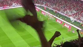 Luz ao rubro após golo de Di María no clássico com o FC Porto