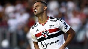 «Pensava bater com o carro»: jogador do São Paulo conta como foi ao fundo com uma depressão