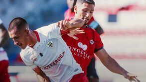 Oliveirense-Santa Clara, 1-1: Empate 'arrancado' já em tempo de compensação