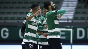 Sporting vence Caxinas por 5-2 