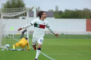 Com video) Futebol Portugal: Um golo, uma assistência e “Homem do Jogo”  para João Paulo Fernandes na vitória do Feirense sobre Porto B