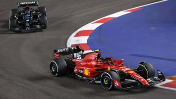 GP de Singapura: Sainz lidera 3º treino com RBR fora do top 3, fórmula 1