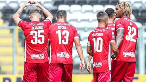 Resumo: Feirense 0-2 Santa Clara - Liga Portugal SABSEG