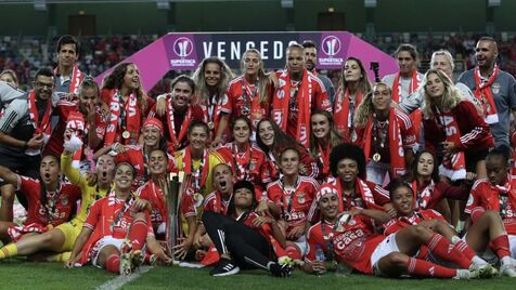 Benfica - Sporting da Supertaça foi o jogo de futebol feminino