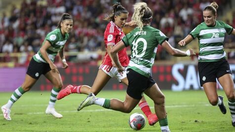 Benfica - Sporting da Supertaça foi o jogo de futebol feminino