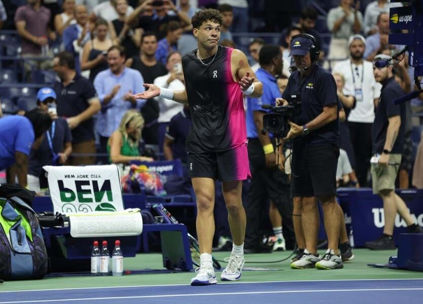 Ténis: Ben Shelton vence duelo norte-americano rumo às meias-finais do US  Open - Futebol 365