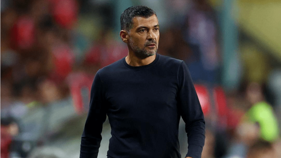 Sérgio Conceição faz revolução no onze do FC Porto para o jogo com o E. Amadora
