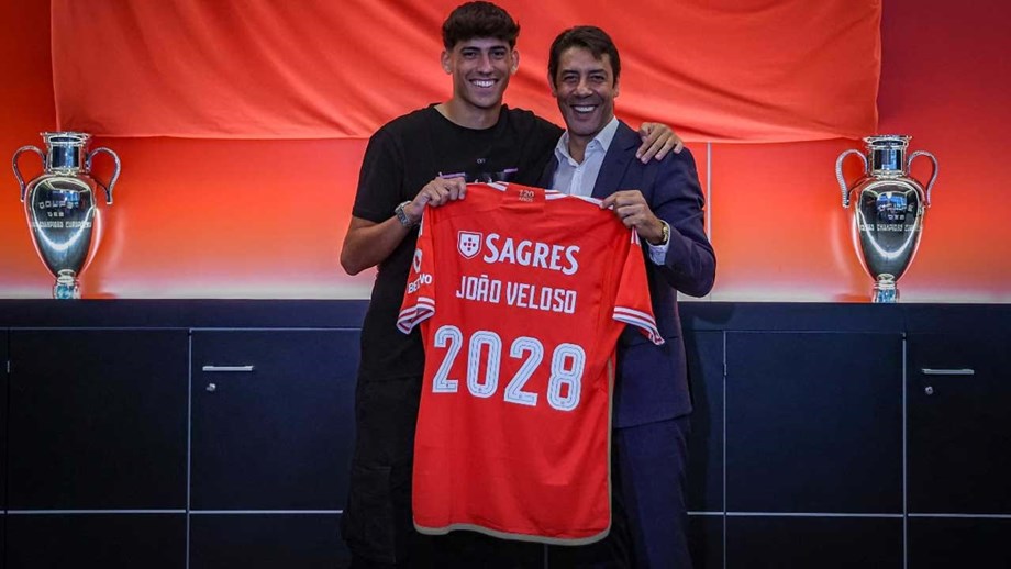 João Veloso renova com o Benfica: «Quero chegar à equipa principal»