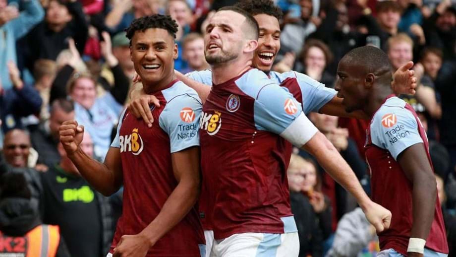 Aston Villa goleia Brighton com hat-trick de Watkins