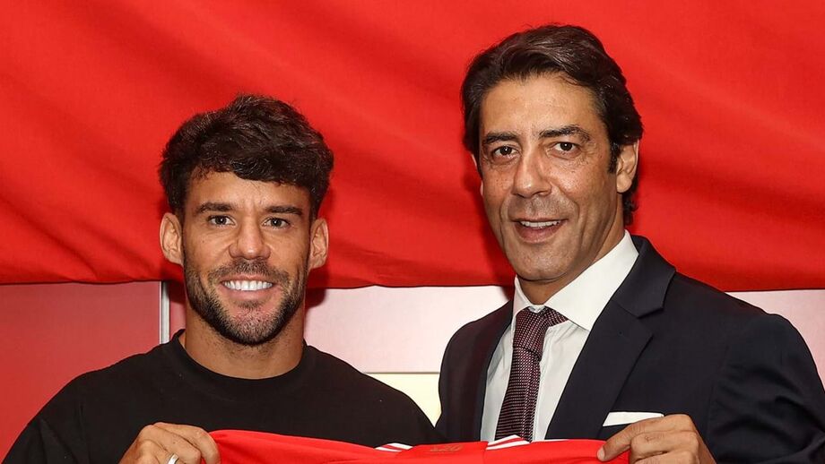 Lateral espanhol diz-se "muito feliz" pela chegada à Luz