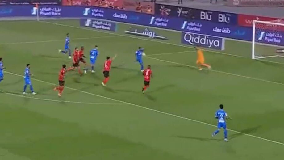 Jorge Jesus lançou-o na segunda parte do jogo com o Al-Riyadh