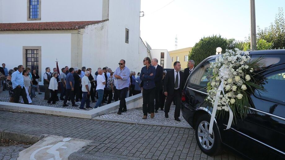 Emoção no adeus a Américo