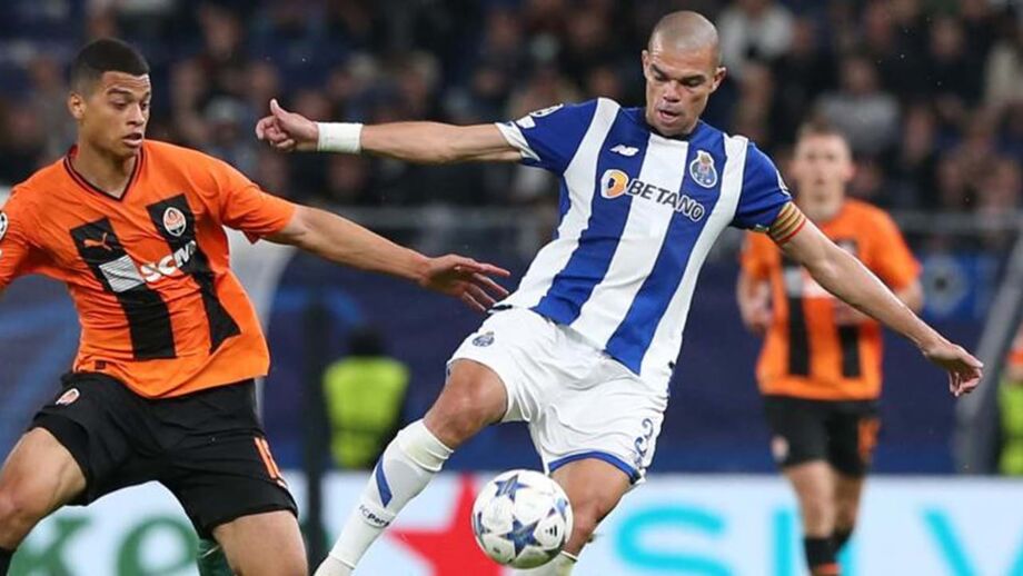 Pepe apostado em estar à disposição do seu técnico para o clássico