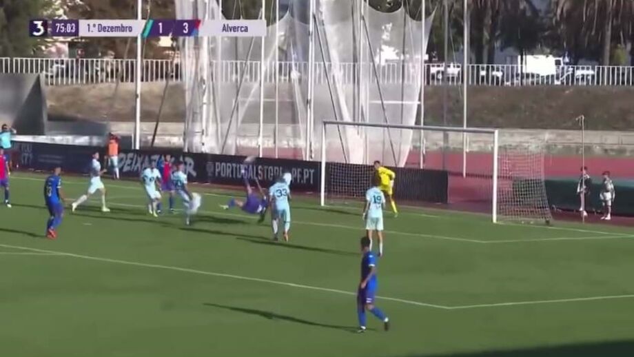 Avançado marroquino marcou o quarto golo do Alverca