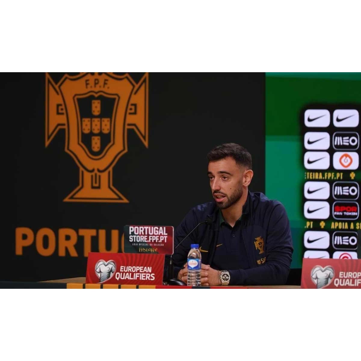 Bruno Fernandes quer jogar terça-feira: «Agora estou menos fresco mas quero  jogar sempre» - Euro 2024 - Jornal Record