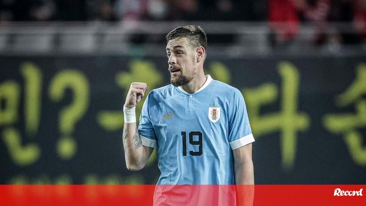 Coates histórico: uruguaio torna-se no estrangeiro com mais jogos pelo  Sporting 
