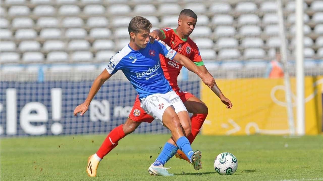 Golos de Moha Keita e Zé Pedro dão empate entre Belenenses e FC Porto B